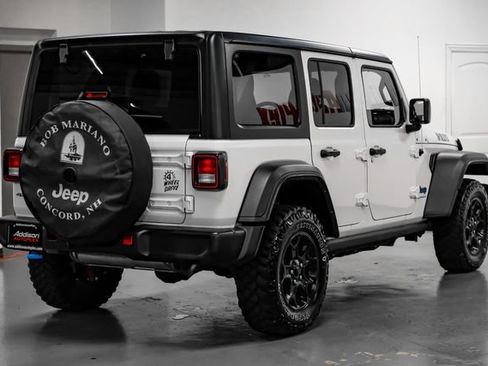 Used 2023 Jeep Wrangler Unlimited w/ Cold Weather Group AWD/4WD image 7