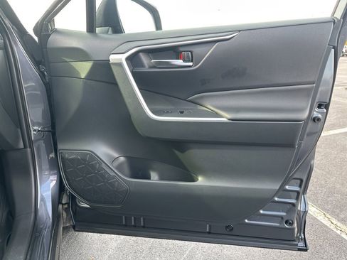 Certified 2025 Toyota RAV4 SE image 10