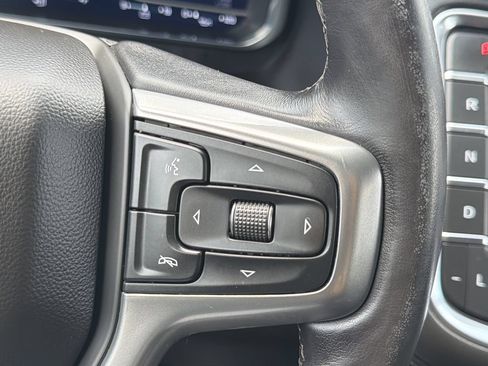Used 2022 Chevrolet Tahoe LT w/ Luxury Package AWD/4WD image 9