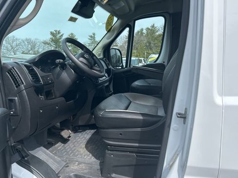 Used 2023 RAM ProMaster 2500 image 16