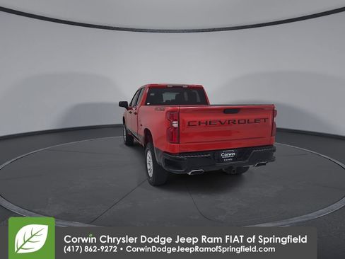 Used 2020 Chevrolet Silverado 1500 Custom Trail Boss w/ Custom Convenience Package AWD/4WD image 12