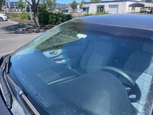 Used 2015 Toyota Camry LE FWD image 10