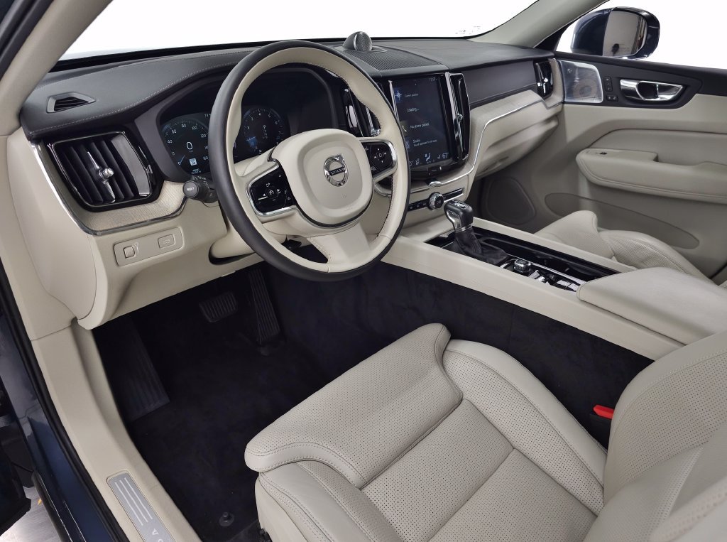 Used 2019 Volvo XC60 T5 Inscription AWD/4WD image 15