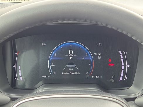 Used 2025 Toyota Corolla SE FWD image 23