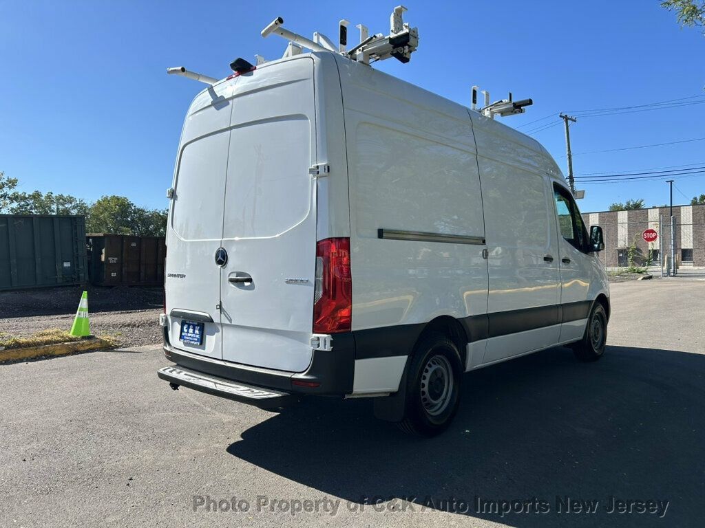 Used 2021 Mercedes-Benz Sprinter 2500 image 9