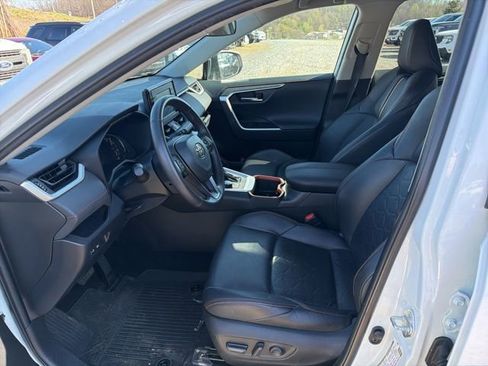 Used 2022 Toyota RAV4 Adventure image 12