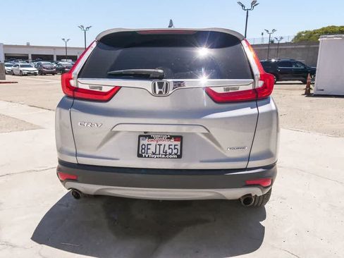 Used 2018 Honda CR-V Touring image 8