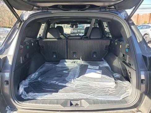 New 2026 Subaru Outback Limited image 5