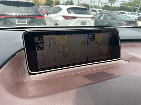 Used 2019 Lexus RX 350 FWD w/ Navigation Package image 3