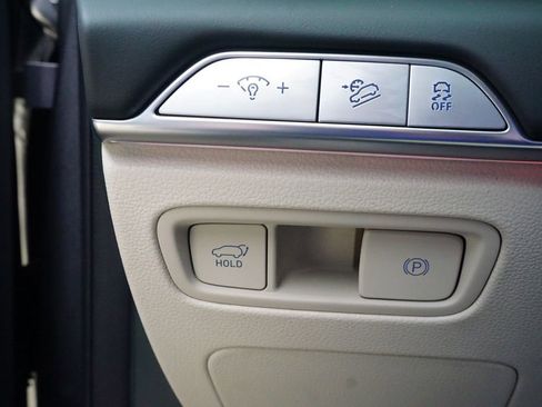 New 2026 Genesis GV80 2.5T Advanced image 13