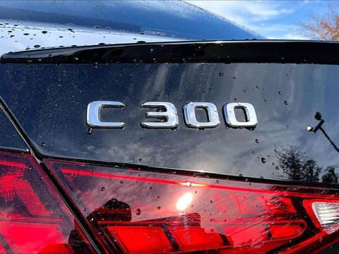 Used 2024 Mercedes-Benz C 300 4MATIC Sedan image 9