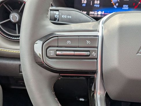 New 2026 Chevrolet Colorado ZR2 w/ Technology Package image 11