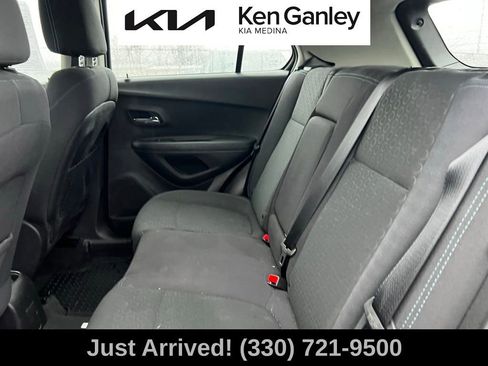 Used 2016 Chevrolet Trax LS w/ LPO, Cargo Package image 10