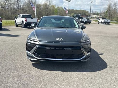 Used 2025 Hyundai Sonata SEL FWD image 9