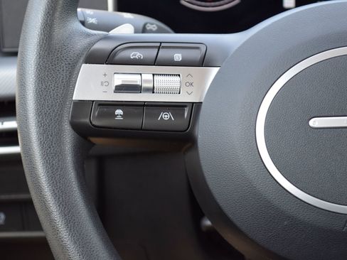 Used 2025 Hyundai Sonata SEL FWD image 9