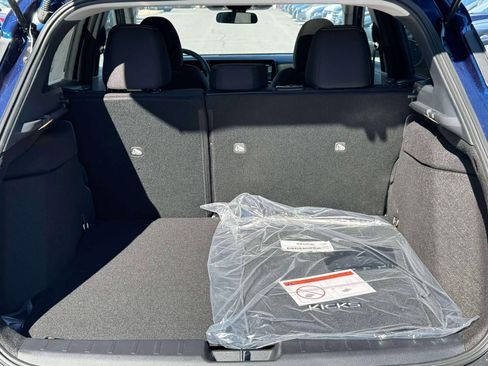 New 2026 Nissan Kicks SV w/ SV Premium Package AWD/4WD image 25