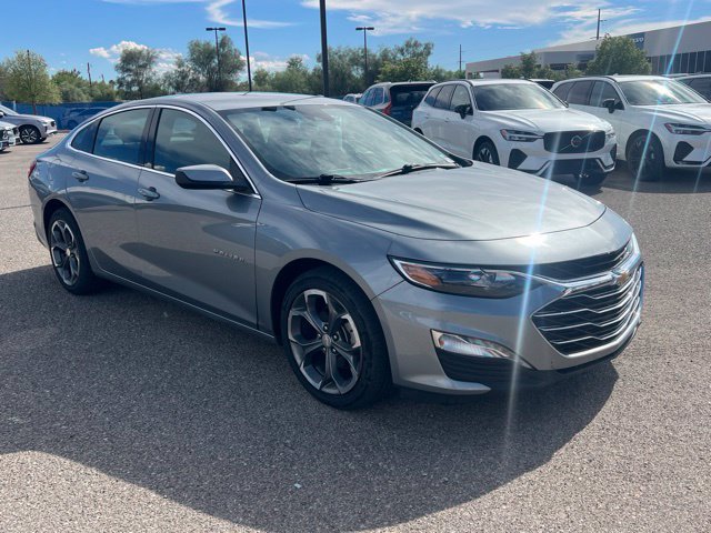Used 2024 Chevrolet Malibu LT FWD image 1