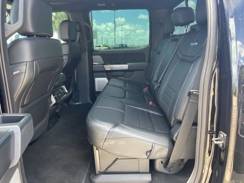 New 2025 Ford F250 Platinum image 15