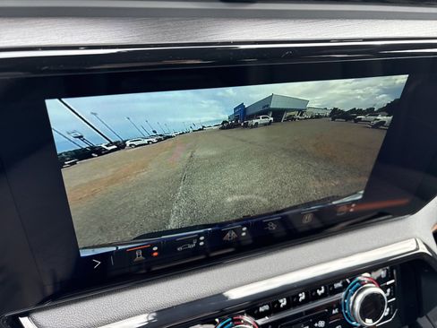 New 2026 GMC Sierra 2500 AT4 w/ AT4 Premium Plus Package image 24