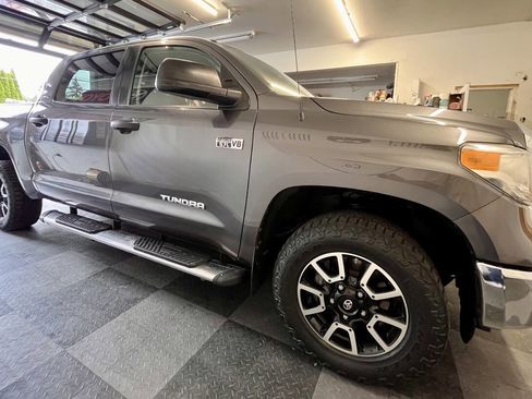 Used 2016 Toyota Tundra SR5 w/ TRD Off Road Package AWD/4WD image 5
