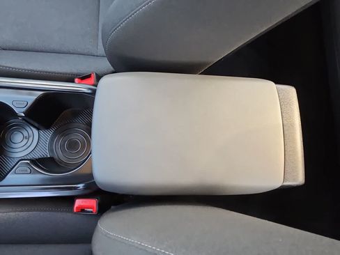 Used 2025 Kia K4 FWD image 20
