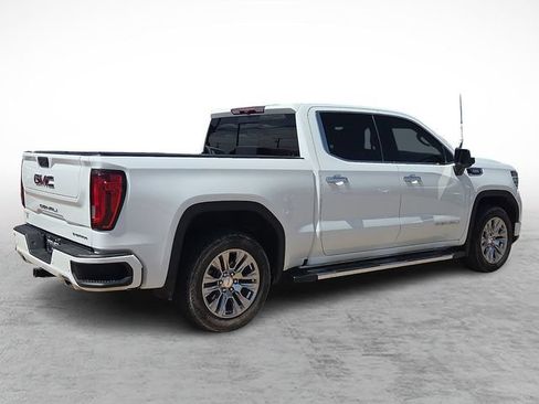 Used 2024 GMC Sierra 1500 Denali AWD/4WD image 11