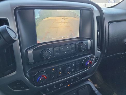 Used 2018 GMC Sierra 1500 SLT image 16