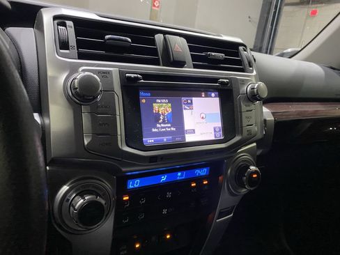 Used 2019 Toyota 4Runner Limited AWD/4WD image 7
