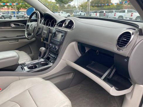 Used 2015 Buick Enclave Leather image 25