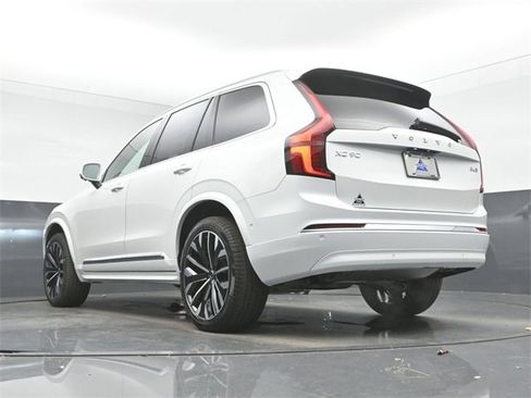 New 2026 Volvo XC90 B6 Ultra w/ Protection Package image 43