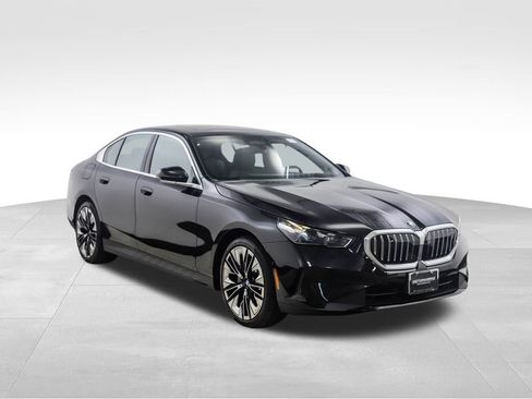New 2026 BMW 530i xDrive image 7