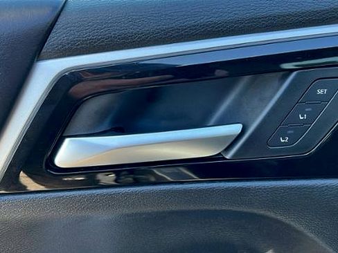 Used 2024 Mitsubishi Outlander SEL image 17