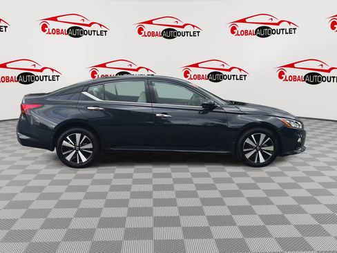 Used 2022 Nissan Altima 2.5 SL AWD/4WD image 9