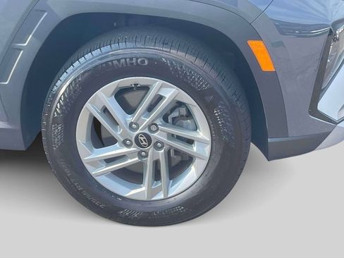 Certified 2025 Hyundai Tucson SE AWD/4WD image 9