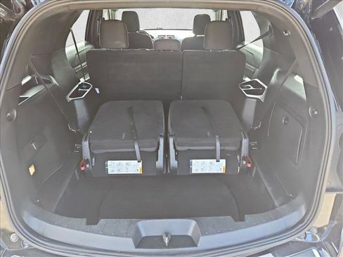 Used 2018 Ford Explorer XLT w/ Equipment Group 201A image 6