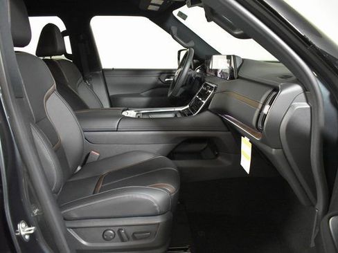 New 2026 Nissan Armada SL image 42