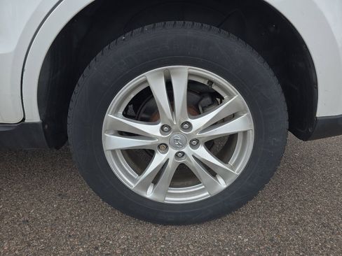 Used 2012 Hyundai Santa Fe SE image 10