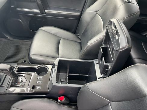 Used 2023 Toyota 4Runner 40th Anniversary SE image 32