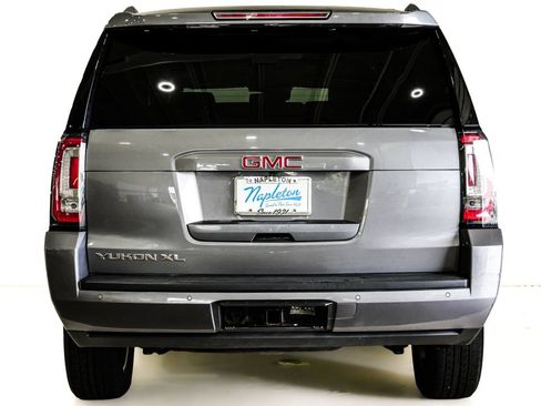 Used 2020 GMC Yukon XL SLT AWD/4WD image 7
