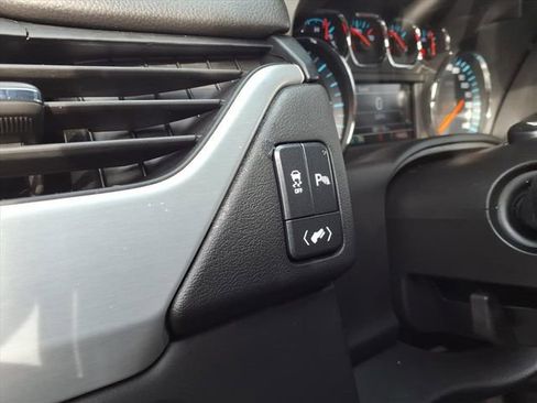 Used 2020 GMC Yukon SLE w/ SLE Value Package AWD/4WD image 13