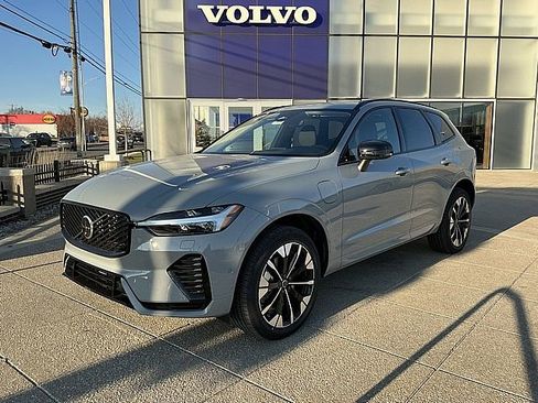 New 2026 Volvo XC60 T8 Plus w/ Protection Package Premier image 3
