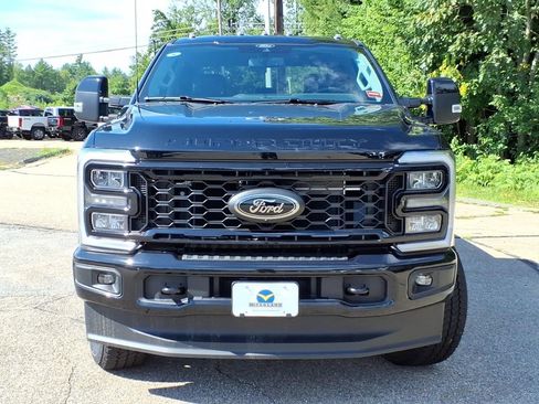 New 2026 Ford F350 Lariat w/ Black Appearance Package AWD/4WD image 3