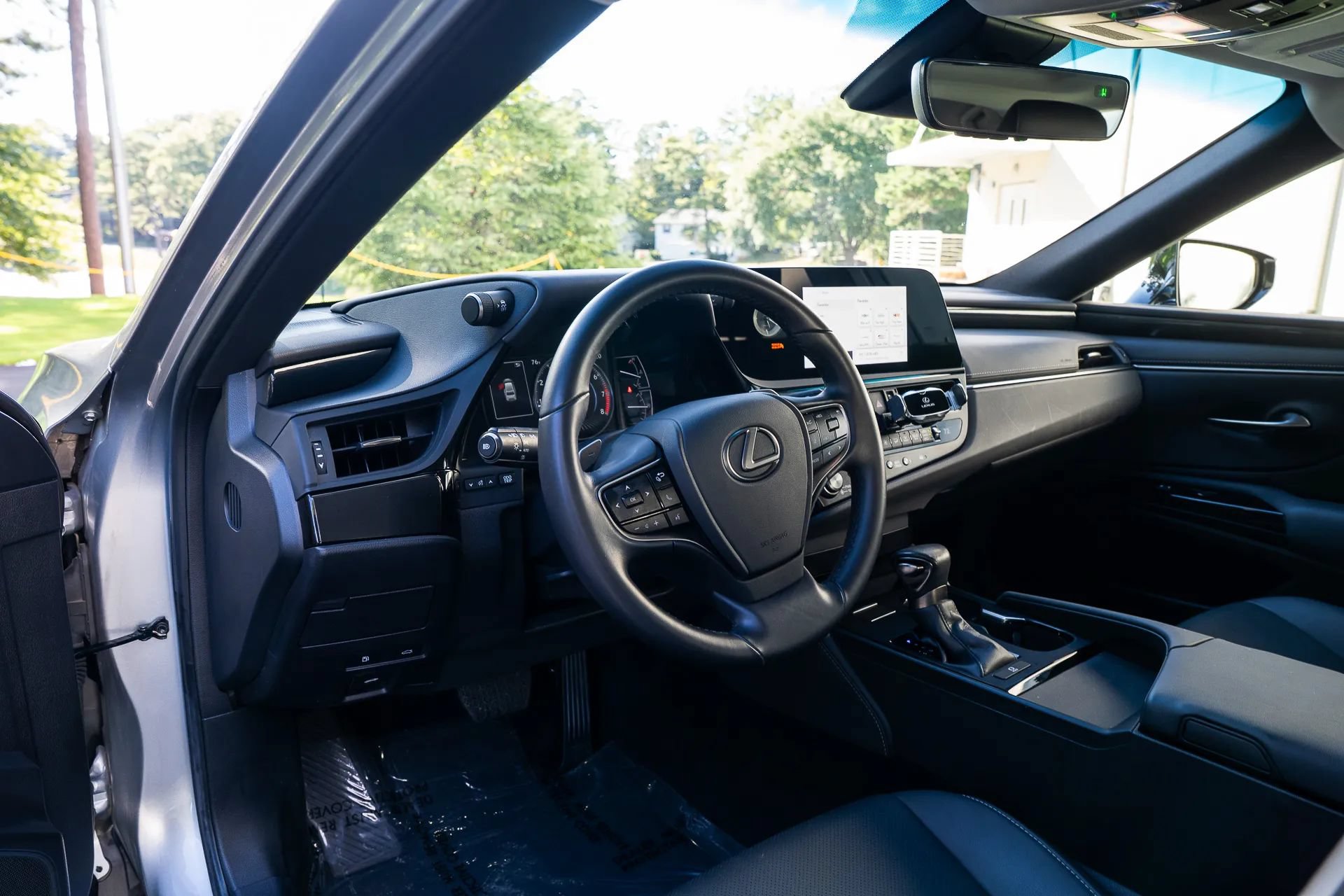 Used 2023 Lexus ES 350 FWD image 21