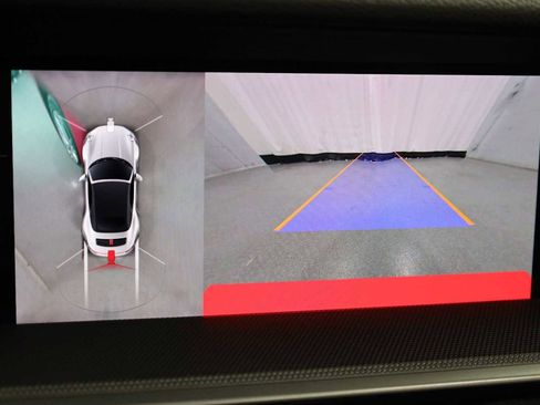 Certified 2022 Porsche 911 Carrera image 33