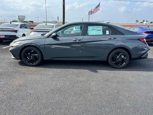 New 2026 Hyundai Elantra Sport FWD image 4