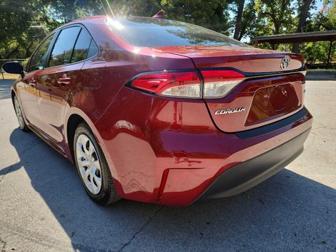 Used 2024 Toyota Corolla LE FWD image 5