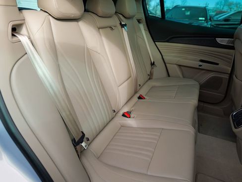 Certified 2023 Maserati Grecale GT image 33