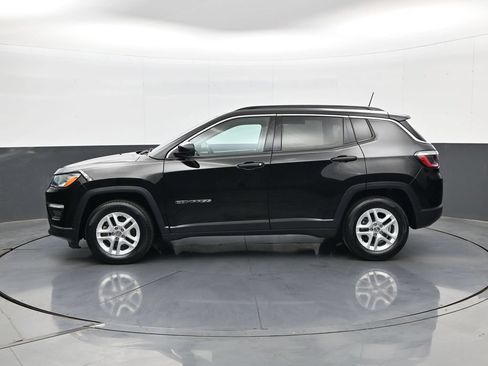 Used 2021 Jeep Compass Sport w/ Cold Weather Group FWD image 9