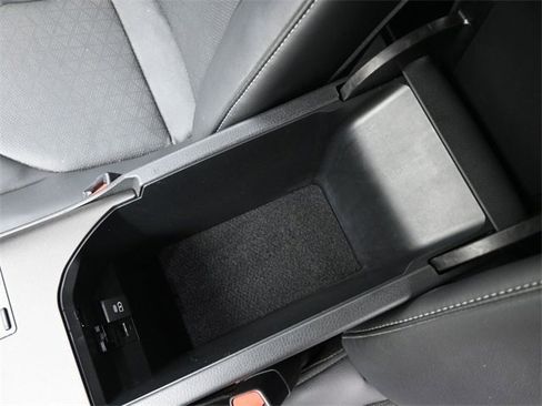 Used 2021 Toyota Camry XSE image 20