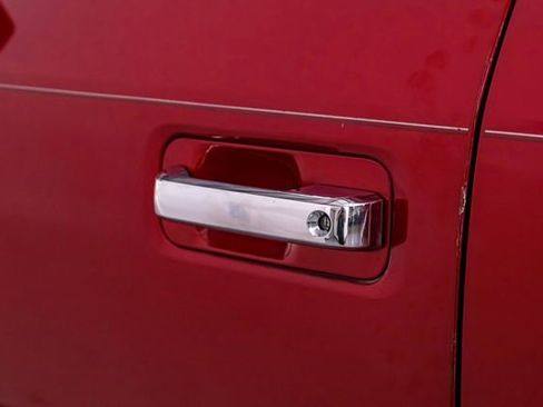 Used 2018 Ford F150 XLT w/ Equipment Group 302A Luxury image 40